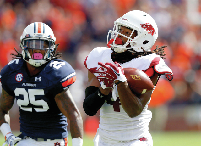 No. 6 Tigers rally to take out Razorbacks