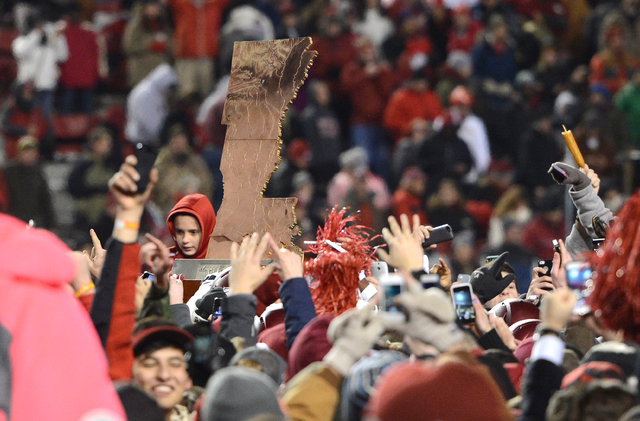 Hogs end 17-game SEC skid with shutout of Tigers