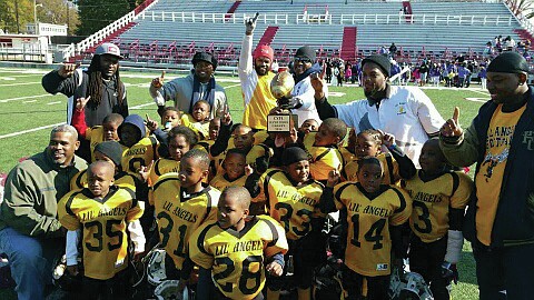 Pee-wee Lil' Angels win CYFL Super Bowl