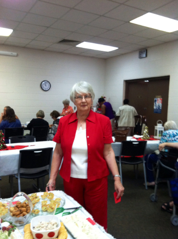 Jefferson County EHC host Christmas in July