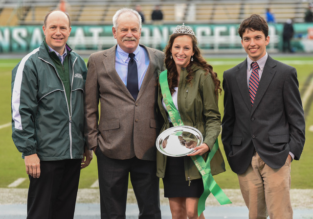 UAM crowns homecoming queen
