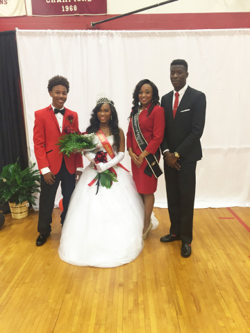 Dollarway names homecoming queen