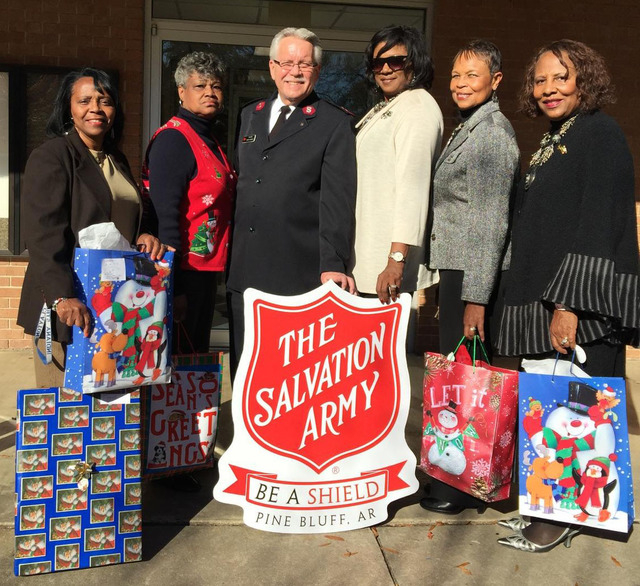 The Links Inc. presents gifts to Salvation Army