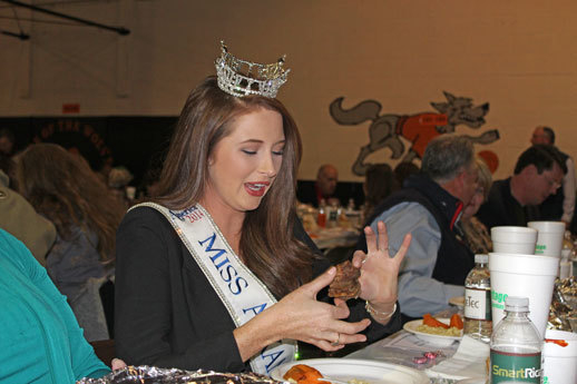 72nd Coon Supper draws hundreds, sparks memories