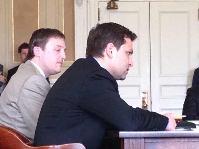 Governor’s tax cut clears Senate panel