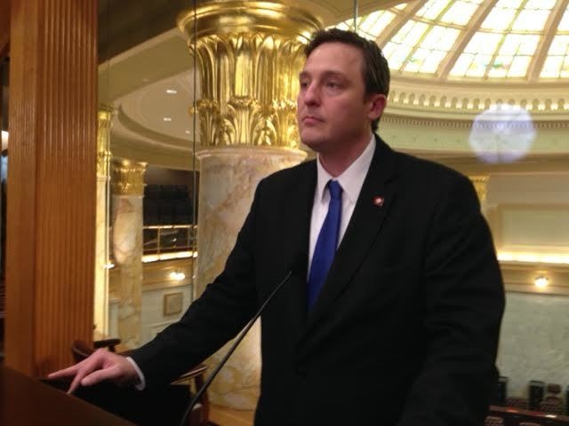 Lawmakers consider modifying governor’s tax proposal