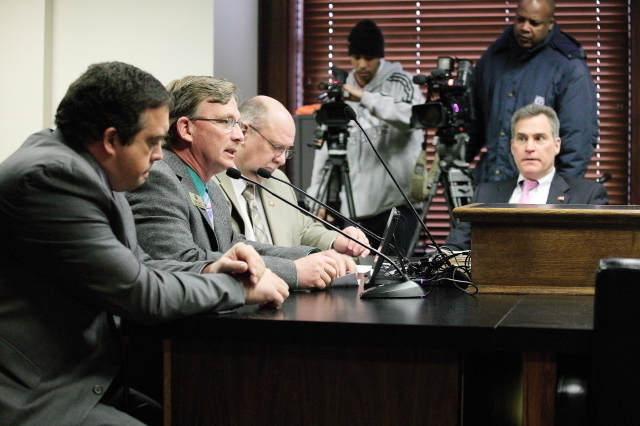 Bill to allow guns on college campuses advances