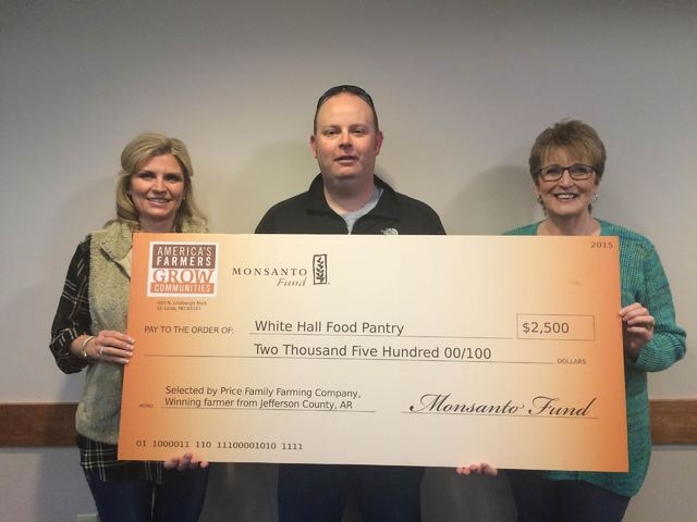 White Hall Food Pantry receives donation