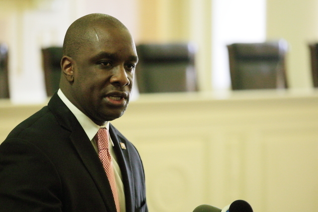 House Democratic leader: Harris should consider resigning