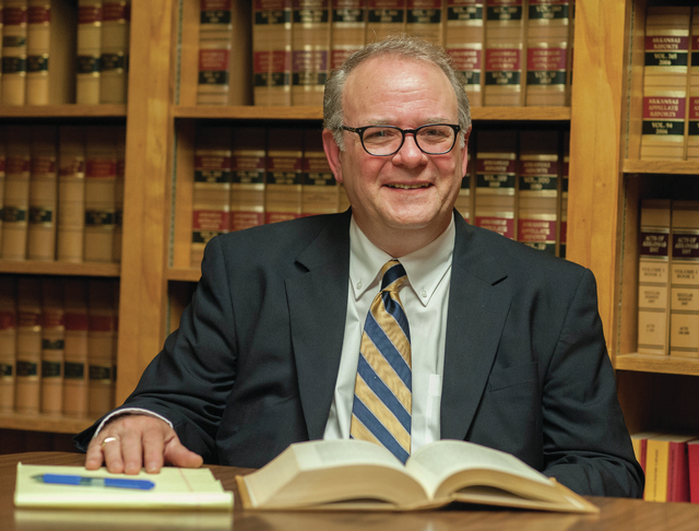 Gibson to discuss Arkansas courts April 14