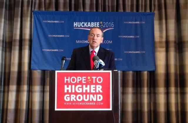 Huckabee: Only media concerned about shower with girls’ comment