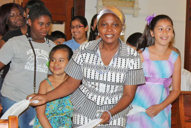 International nuns teach Jesus’ love, peace and forgiveness at St. Peter’s Catholic Church