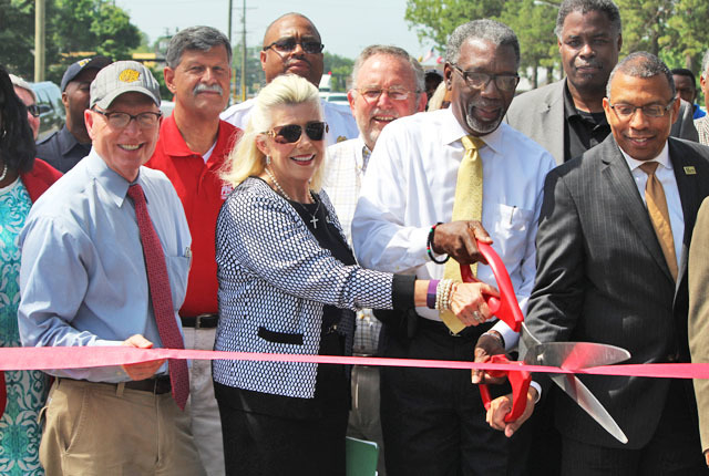 Widened University Drive celebrated with ribbon-cutting ceremony
