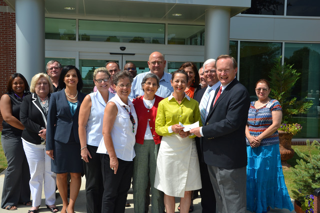Foundation establishes Strong Scholarship