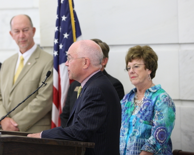 Statewide panic button’ app hailed as addition to school security