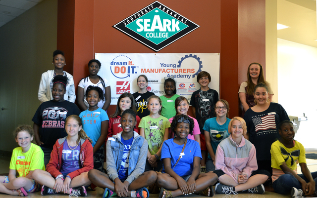 SEARK hosts Young Manufacturers Academy