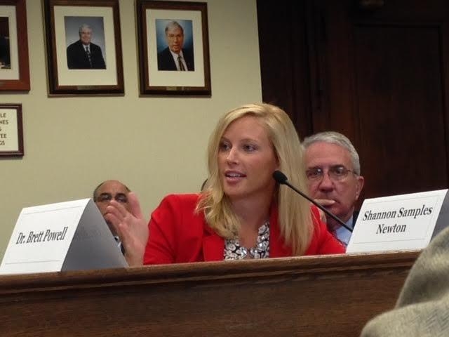 Some on highway funding panel favor fuel-tax hike