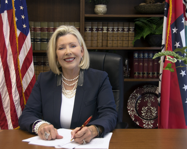 Mayor Hollingsworth announces bid for re-election