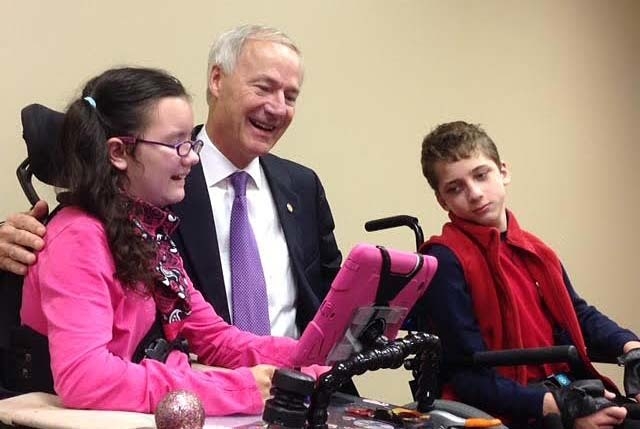 Easter Seals names Hutchinson Arkansan of the Year