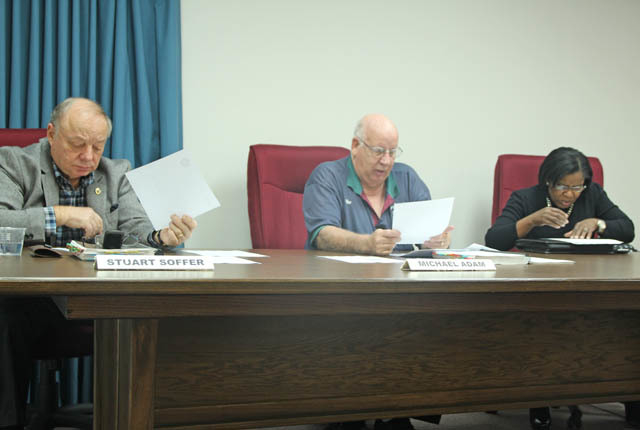 Election commission to provide more machines for early voting