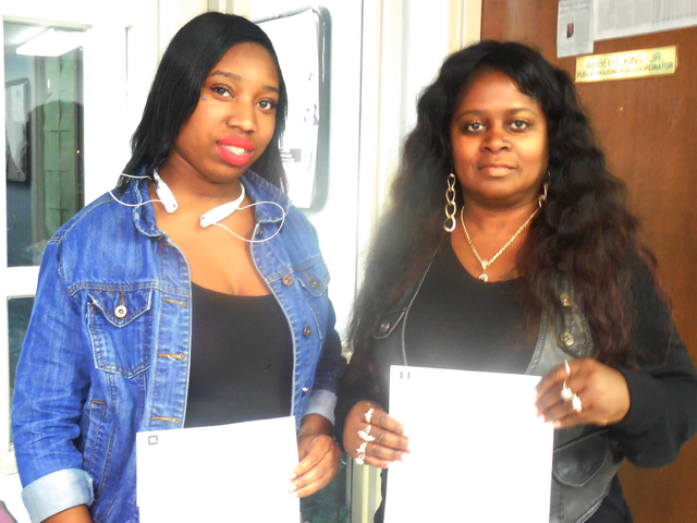 Single parent scholars honored