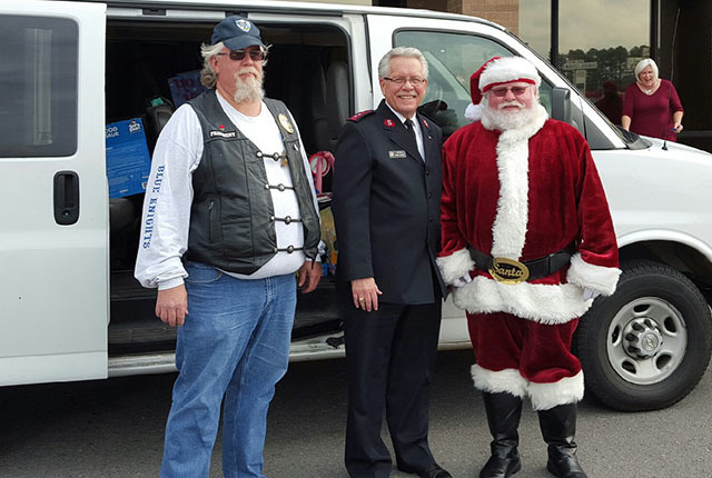 Blue Knights ride brings in toys for kids in Jefferson County