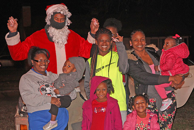 Christmas Cheer – Annual event brings cheer to community