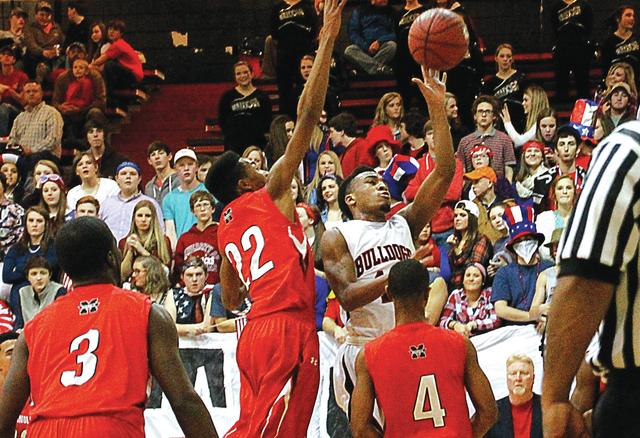 Unfamiliar Territory: Dawgs now 3-0 in league