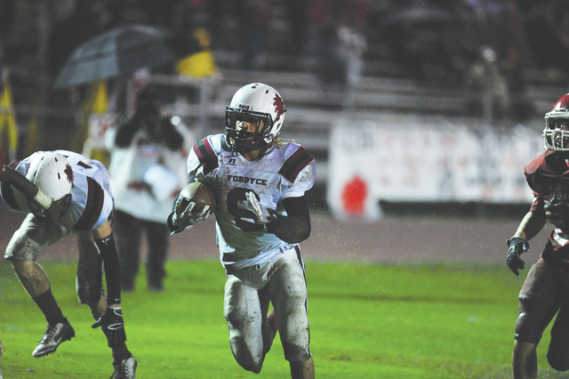 Redbugs run over Owls in finale