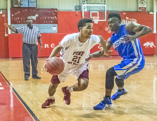 Glasper’s unreal night leads Mustangs over Zebras