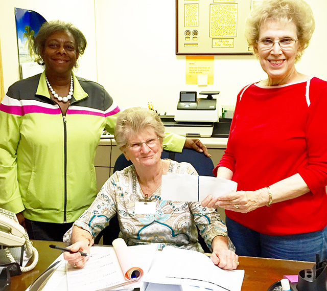Heart-N-Hands makes donation for elderly hair care
