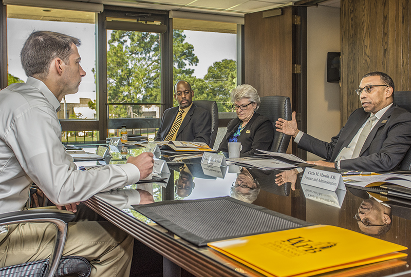 Senator Cotton gets update of UAPB programs and campus