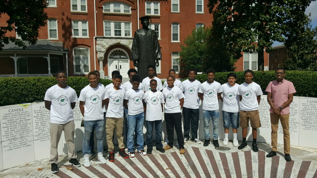 Ivy Center students prove good things happen in city