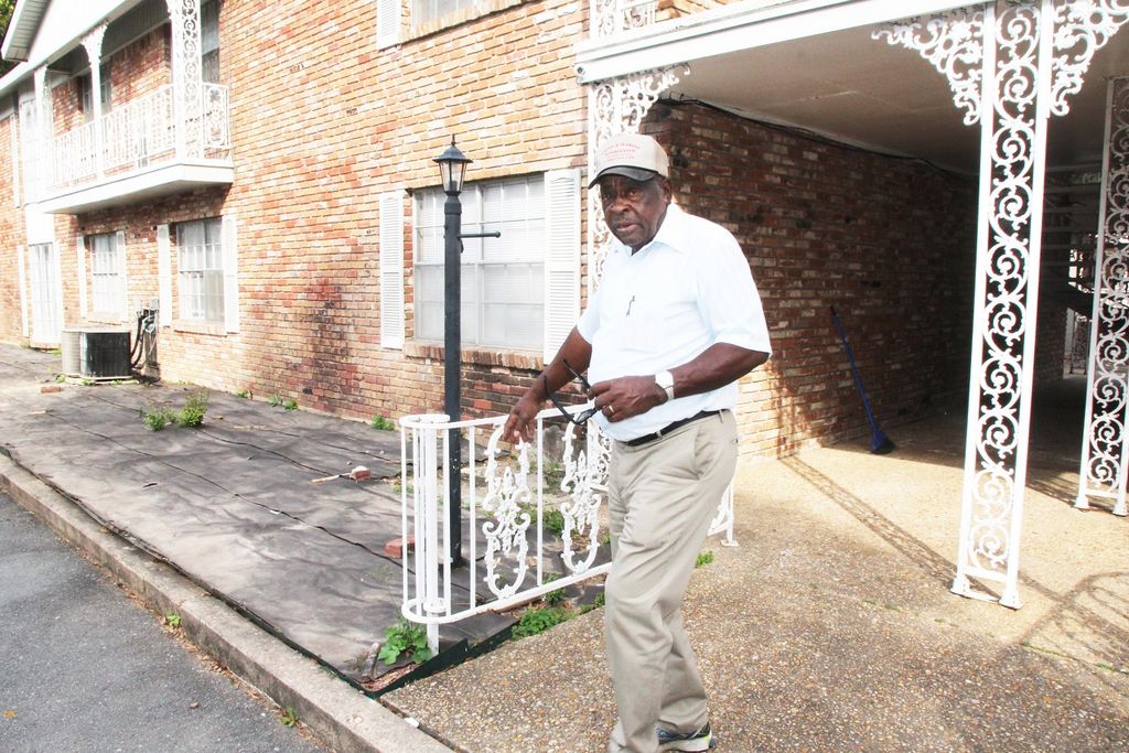 After fire, apartment complex plans to reopen