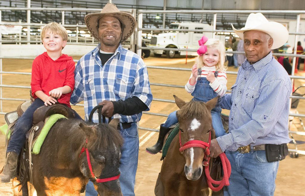 Farmers tell stories, are honored at 64th annual fish fry