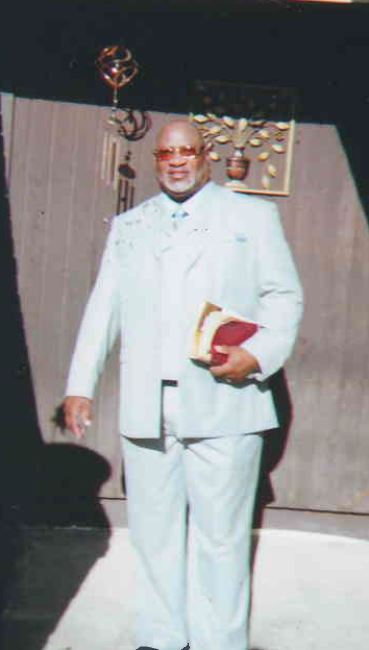 Curley Minniefield Jr.