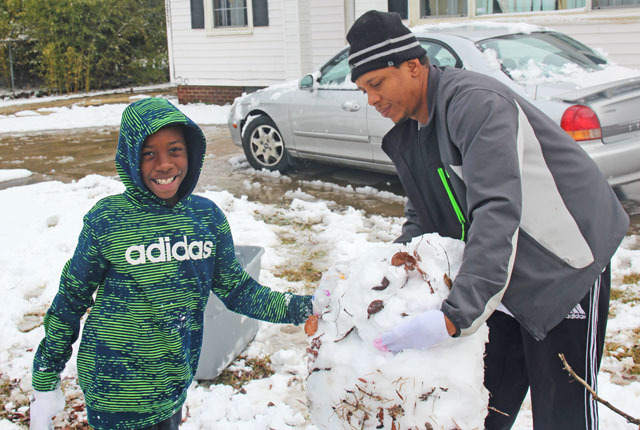 No problems reported in clearing roads after storm