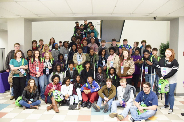Students attend SEARK preview day