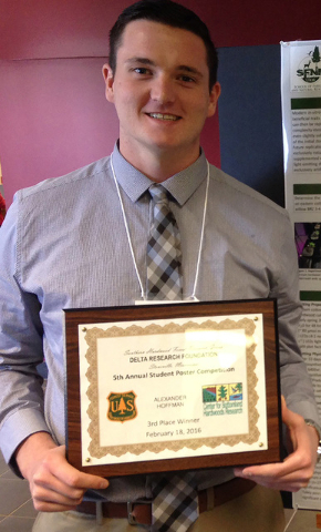 Forestry graduate student wins third-place award