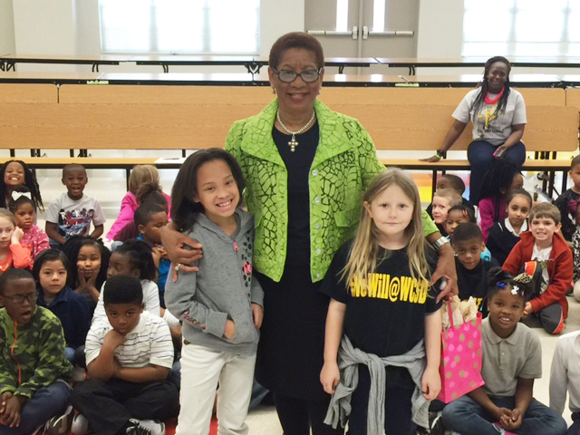 Mayor elect urges Edgewood students to prepare for tests