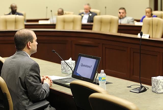Lawmakers discuss possible alternatives to judicial elections