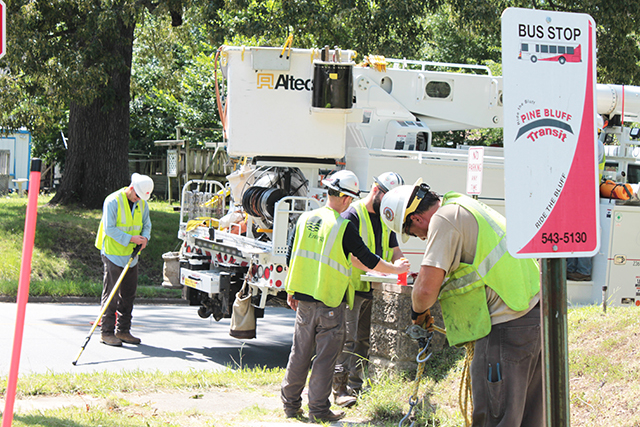 Storms cause power outages, minor damage in city