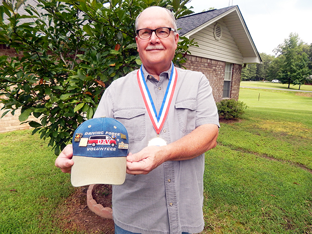 White Hall man receives award from president