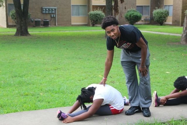 PB dance team trains with former Zebra QB
