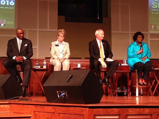 Clashes between police, blacks discussed in forum