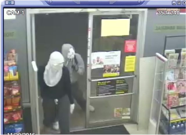 Police seeking robbery suspects