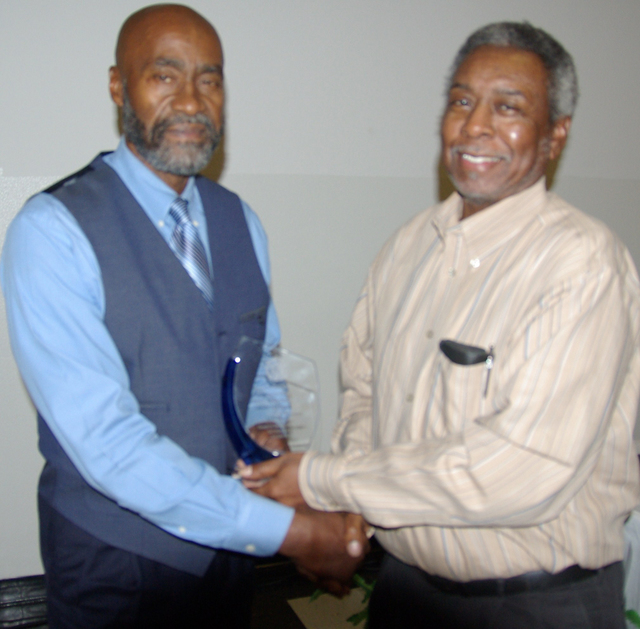 Omegas honor citizens’ achievements