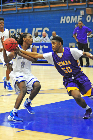 Billies down Bobcats in battle of unbeatens
