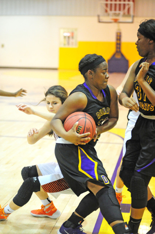 Dumas girls eliminated by Nashville