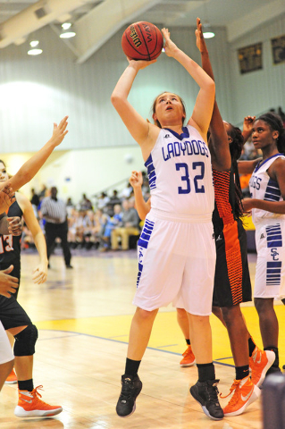 SC girls cruise into regional final